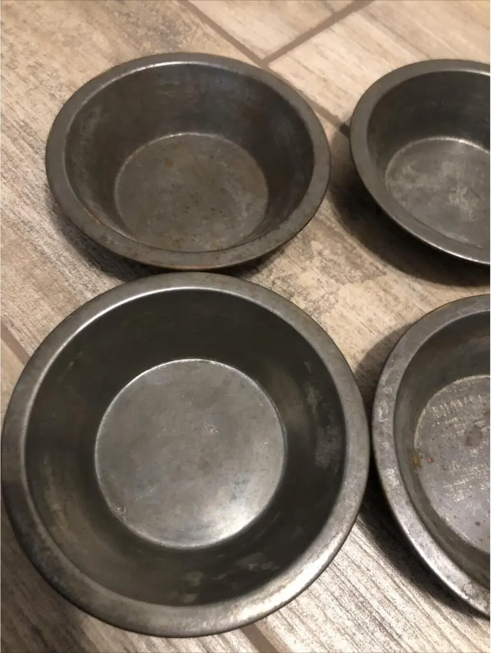 Mini Pie Pan 6 Piece Set, 5 Inch, Non-Stick Individual Dish‎ Pie Plate. Vtg